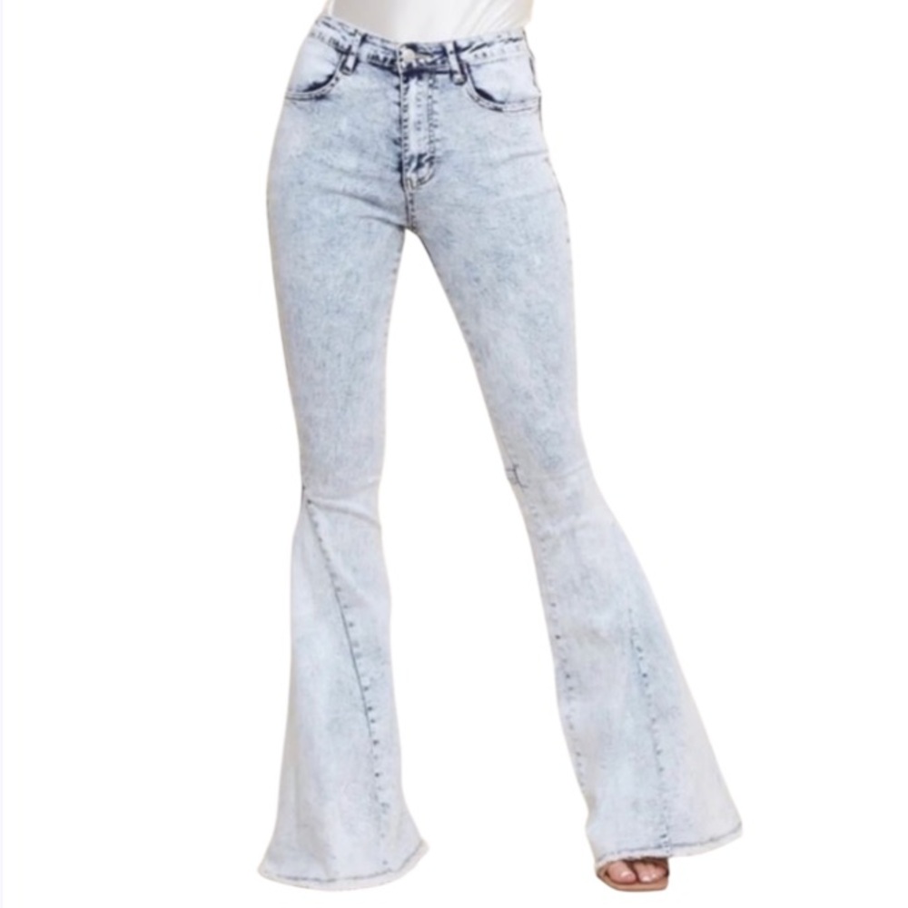 altar’d state light acid wash high rise dramatic flare leg jeans size small